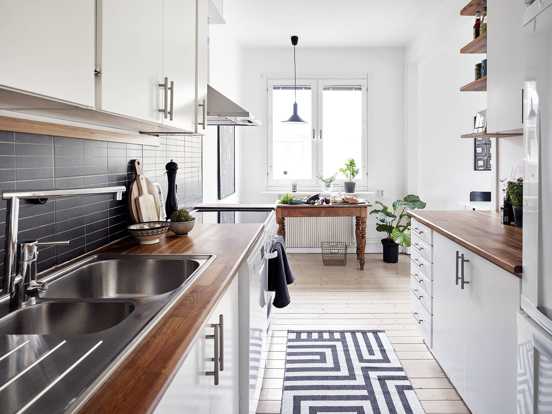 SFD8192561949A74C3CA3A03E7EF9A7B279